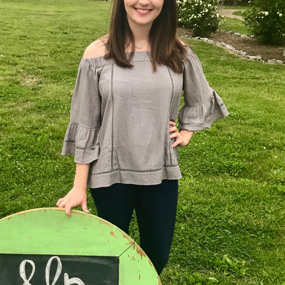 JADE Melody Tam Size Small Off The Shoulder Top